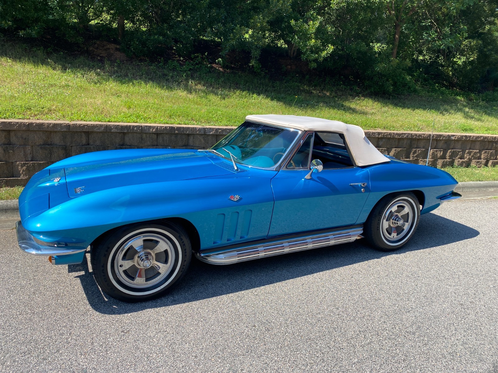 Chevrolet Corvette 1966 Convertible