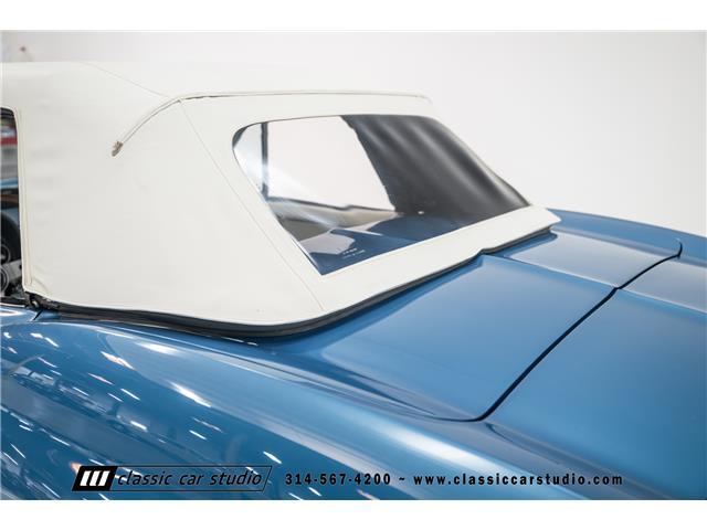Chevrolet-Corvette-1966-Convertible-7