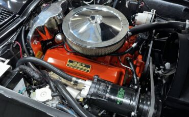 Chevrolet-Corvette-1966-Coupe-1