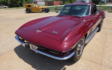 Chevrolet-Corvette-1966-Coupe-1