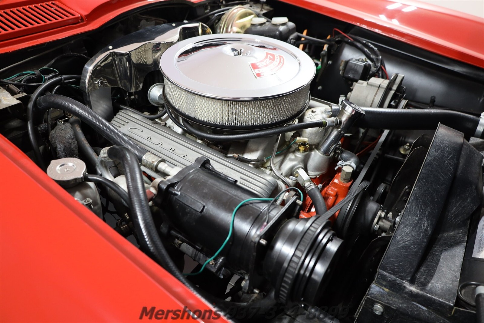 Chevrolet-Corvette-1966-Coupe-13