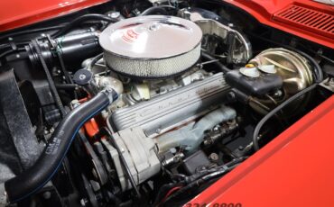 Chevrolet-Corvette-1966-Coupe-2