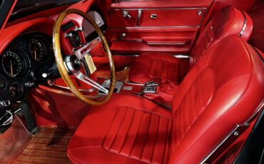 Chevrolet-Corvette-1966-Coupe-22