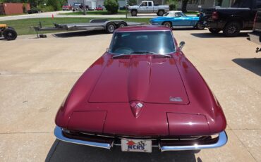 Chevrolet-Corvette-1966-Coupe-4