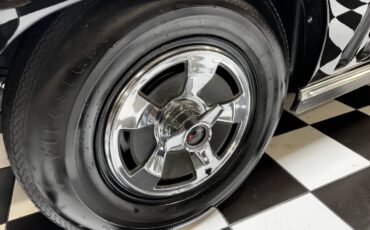 Chevrolet-Corvette-1966-Coupe-5