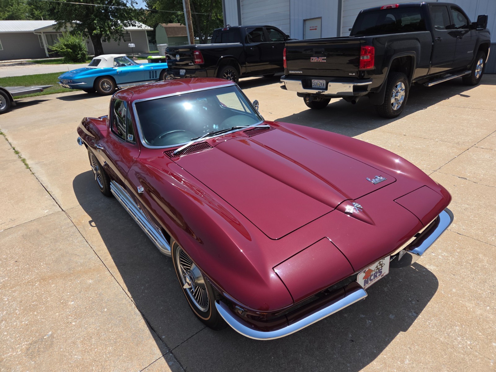 Chevrolet-Corvette-1966-Coupe-6