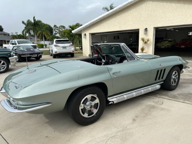Chevrolet-Corvette-1966-Mosport-Green-Black-13