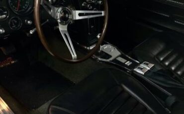 Chevrolet-Corvette-1966-Mosport-Green-Black-7