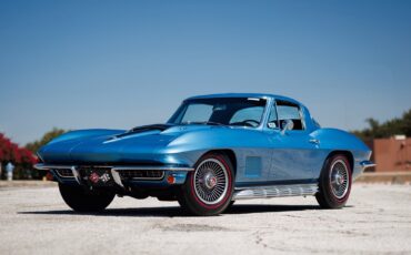 Chevrolet-Corvette-1967-2D-Coupe-1
