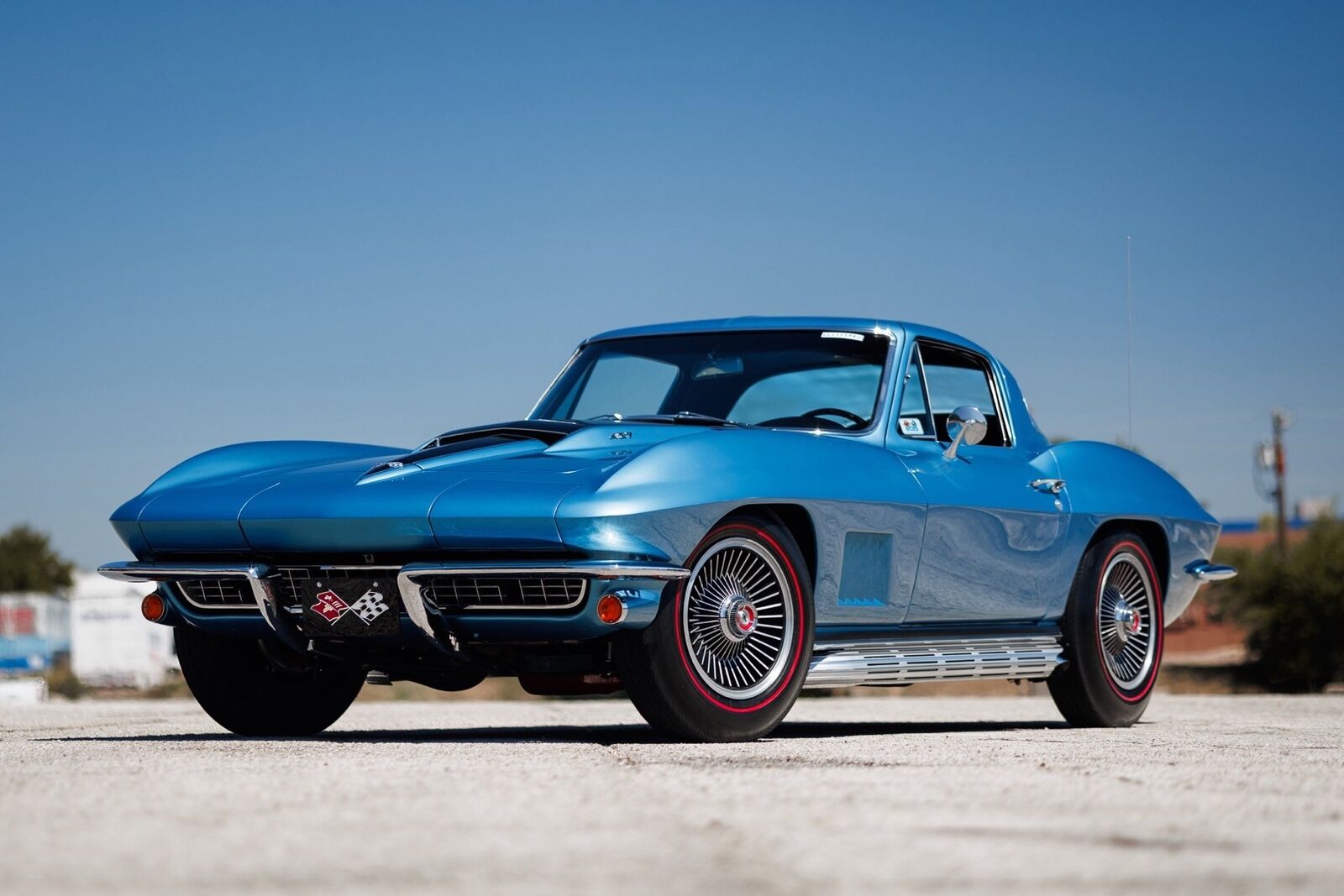 Chevrolet-Corvette-1967-2D-Coupe-2