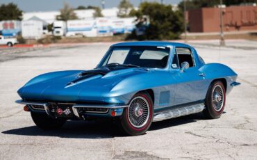Chevrolet-Corvette-1967-2D-Coupe-3