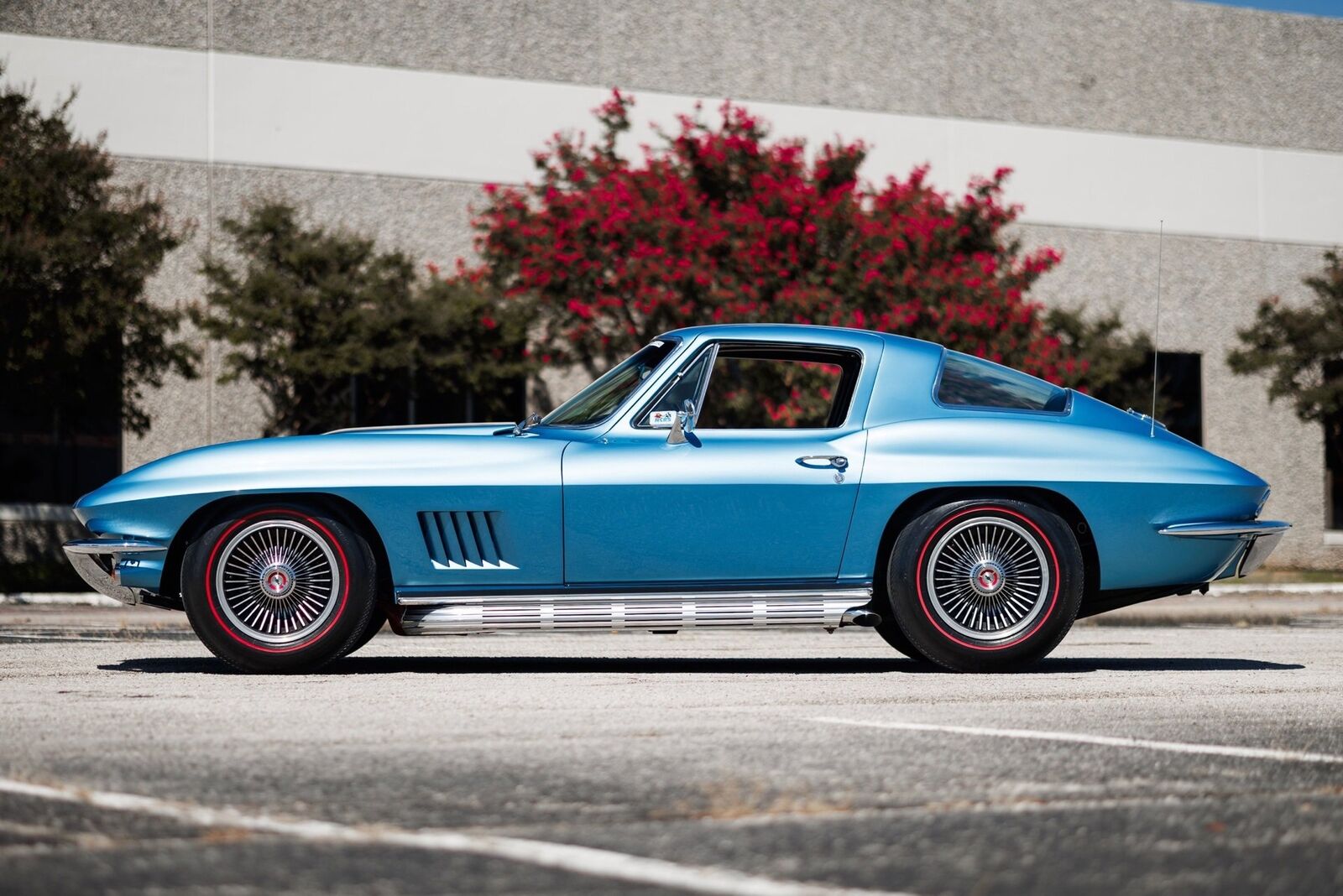 Chevrolet-Corvette-1967-2D-Coupe-9