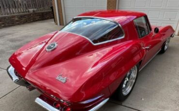 Chevrolet-Corvette-1967-34