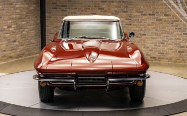 Chevrolet-Corvette-1967-Convertible-1