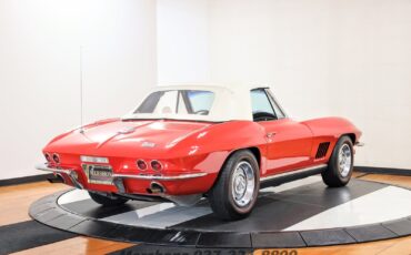 Chevrolet-Corvette-1967-Convertible-10