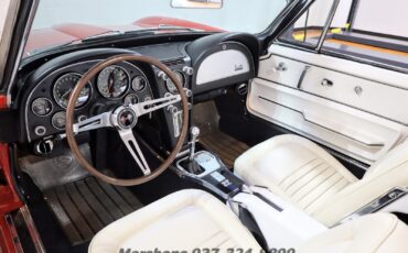 Chevrolet-Corvette-1967-Convertible-12