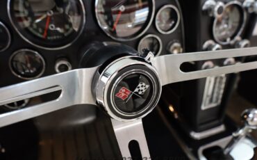 Chevrolet-Corvette-1967-Convertible-16