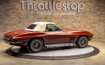 Chevrolet-Corvette-1967-Convertible-5