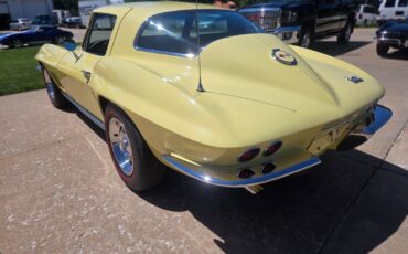 Chevrolet-Corvette-1967-Coupe-13