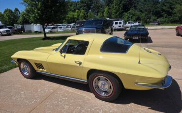 Chevrolet-Corvette-1967-Coupe-15