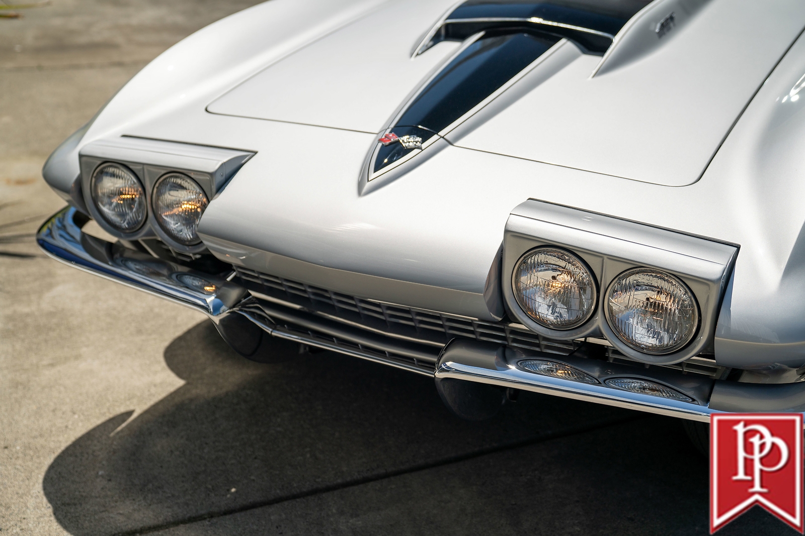 Chevrolet-Corvette-1967-Coupe-2