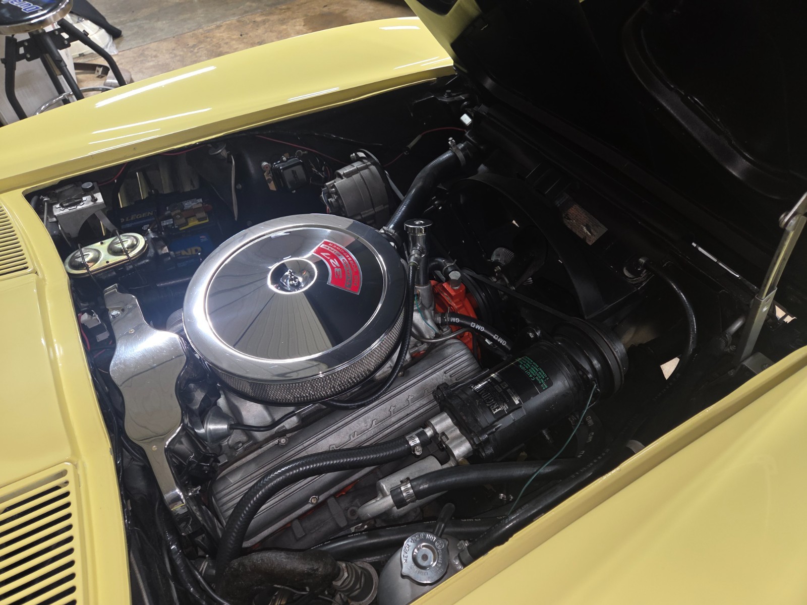 Chevrolet-Corvette-1967-Coupe-37