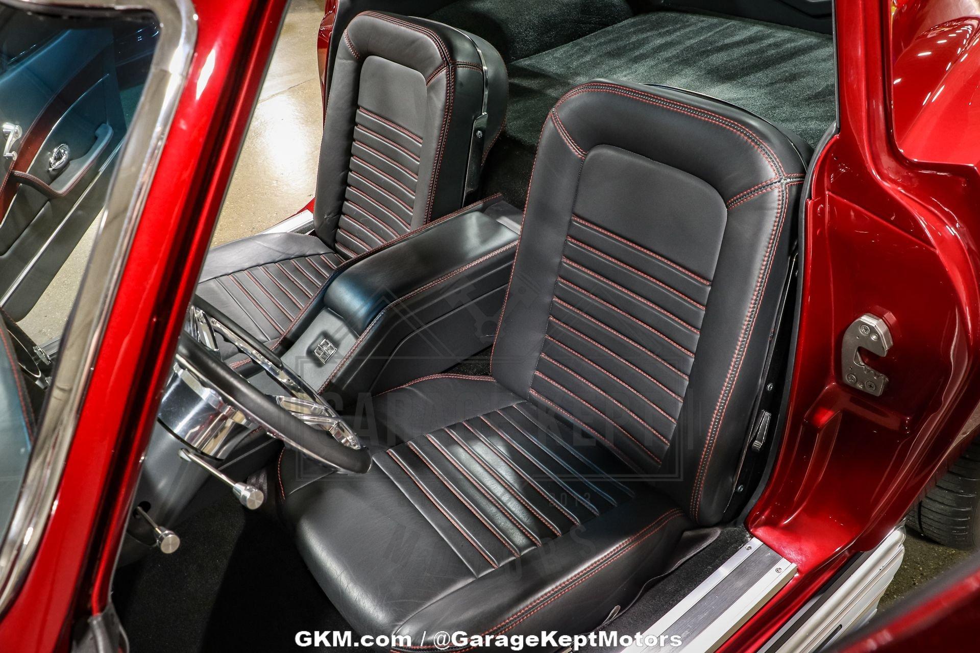 Chevrolet-Corvette-1967-Red-Black-33