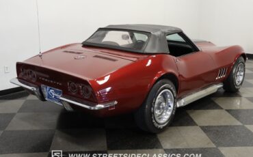 Chevrolet-Corvette-1968-Convertible-10