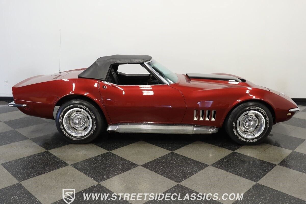 Chevrolet-Corvette-1968-Convertible-12