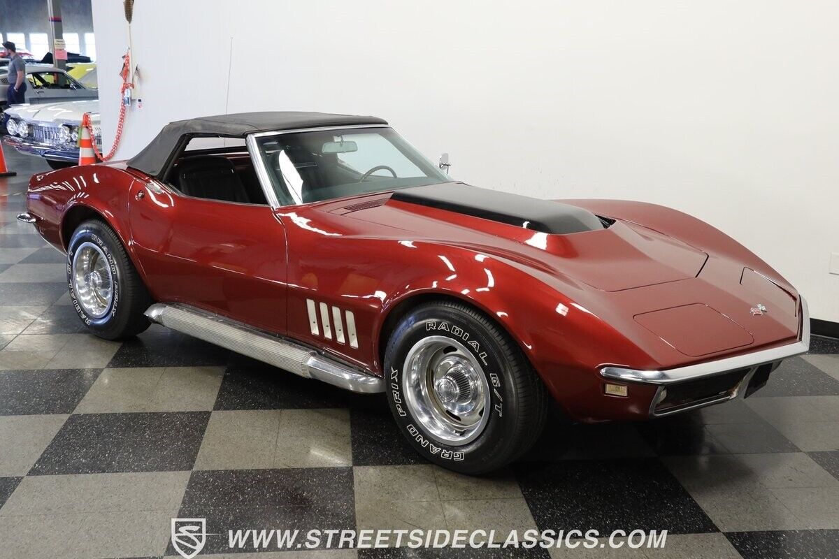 Chevrolet-Corvette-1968-Convertible-13
