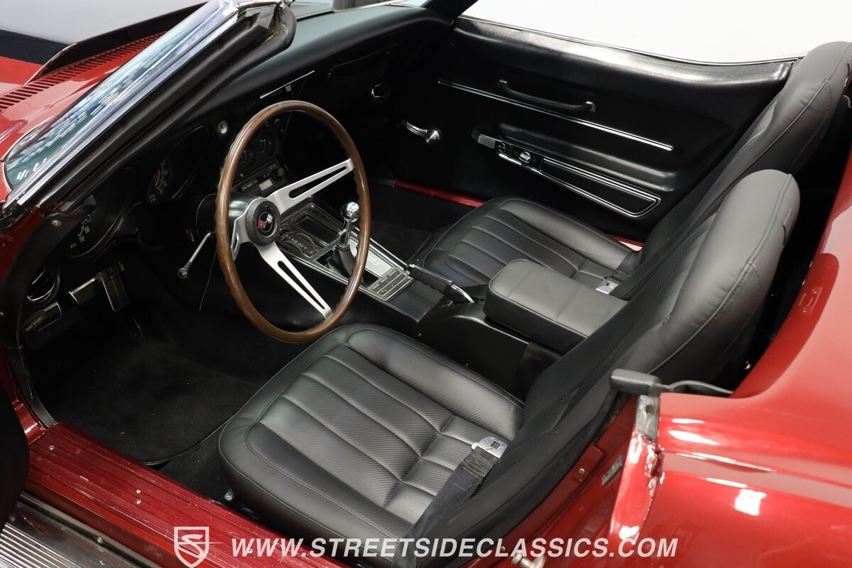 Chevrolet-Corvette-1968-Convertible-4