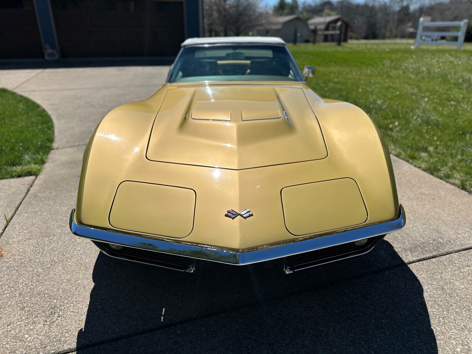 Chevrolet-Corvette-1969-Convertible-12