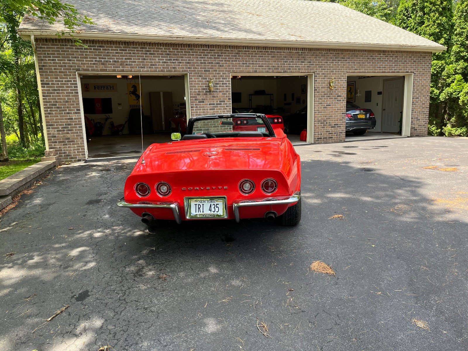 Chevrolet-Corvette-1969-Convertible-2