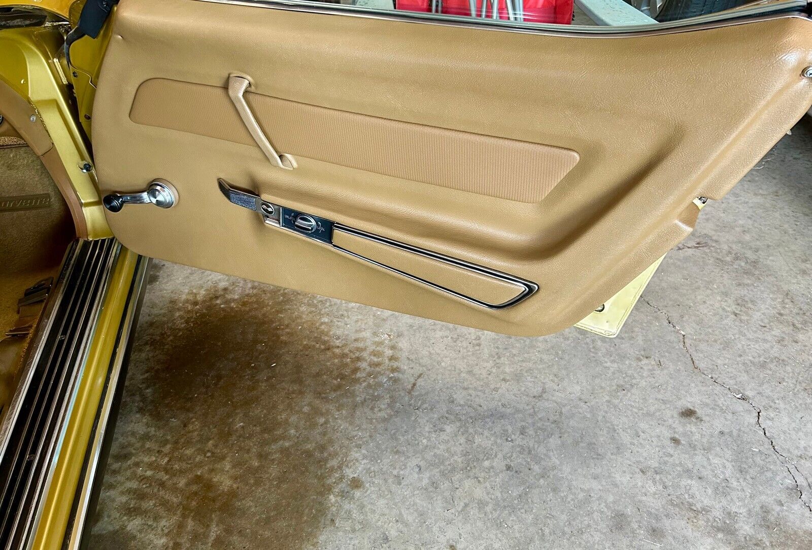 Chevrolet-Corvette-1969-Convertible-28