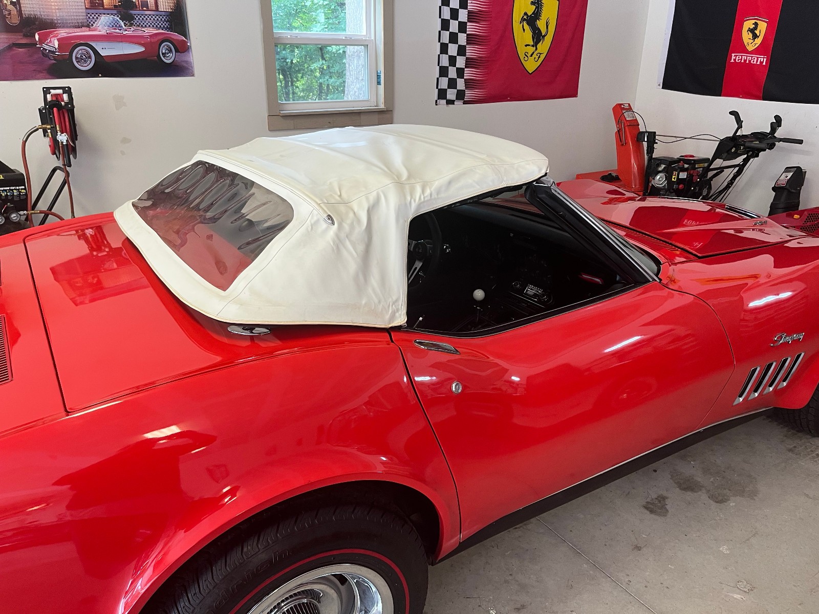 Chevrolet-Corvette-1969-Convertible-35