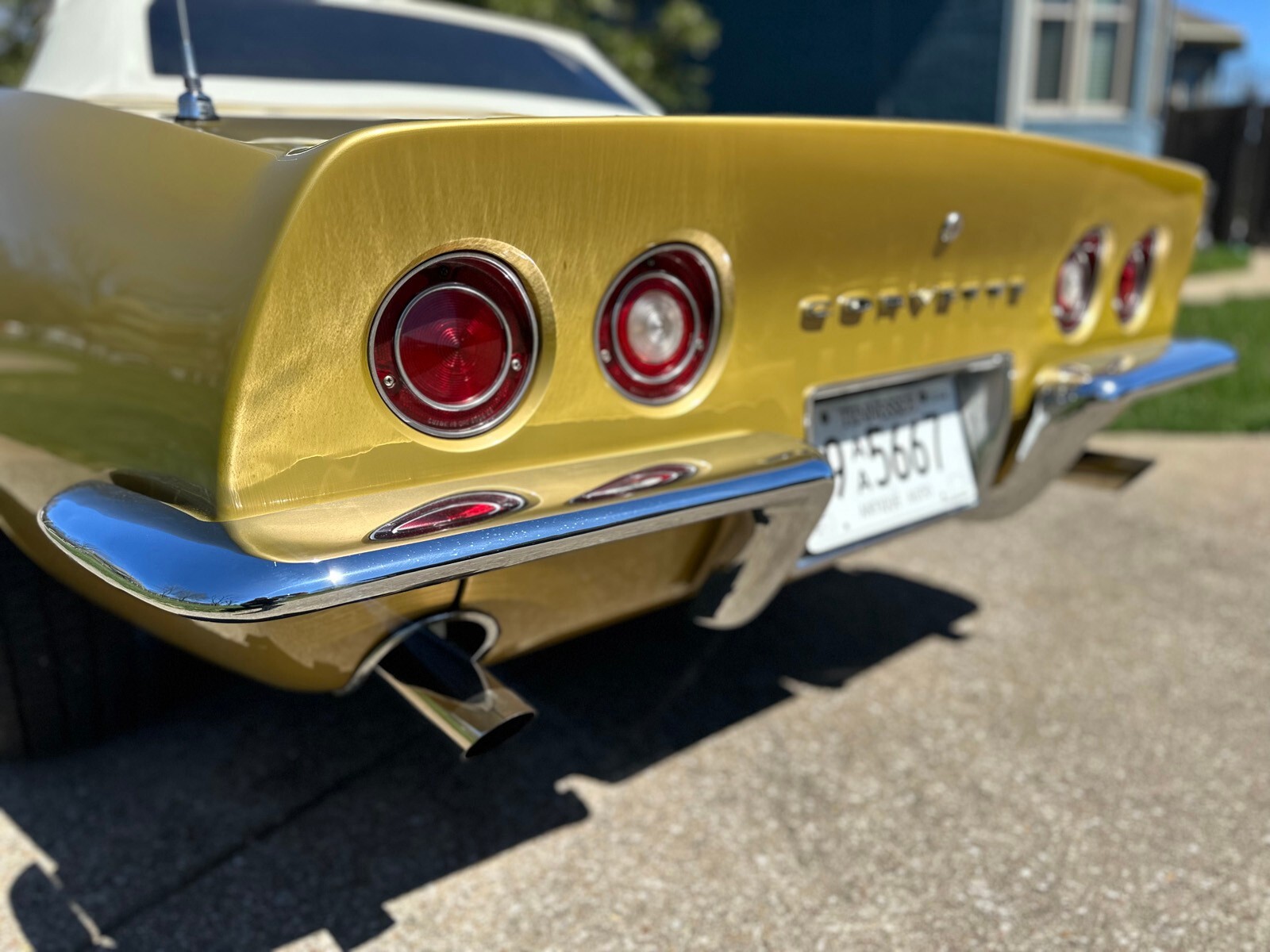 Chevrolet-Corvette-1969-Convertible-4