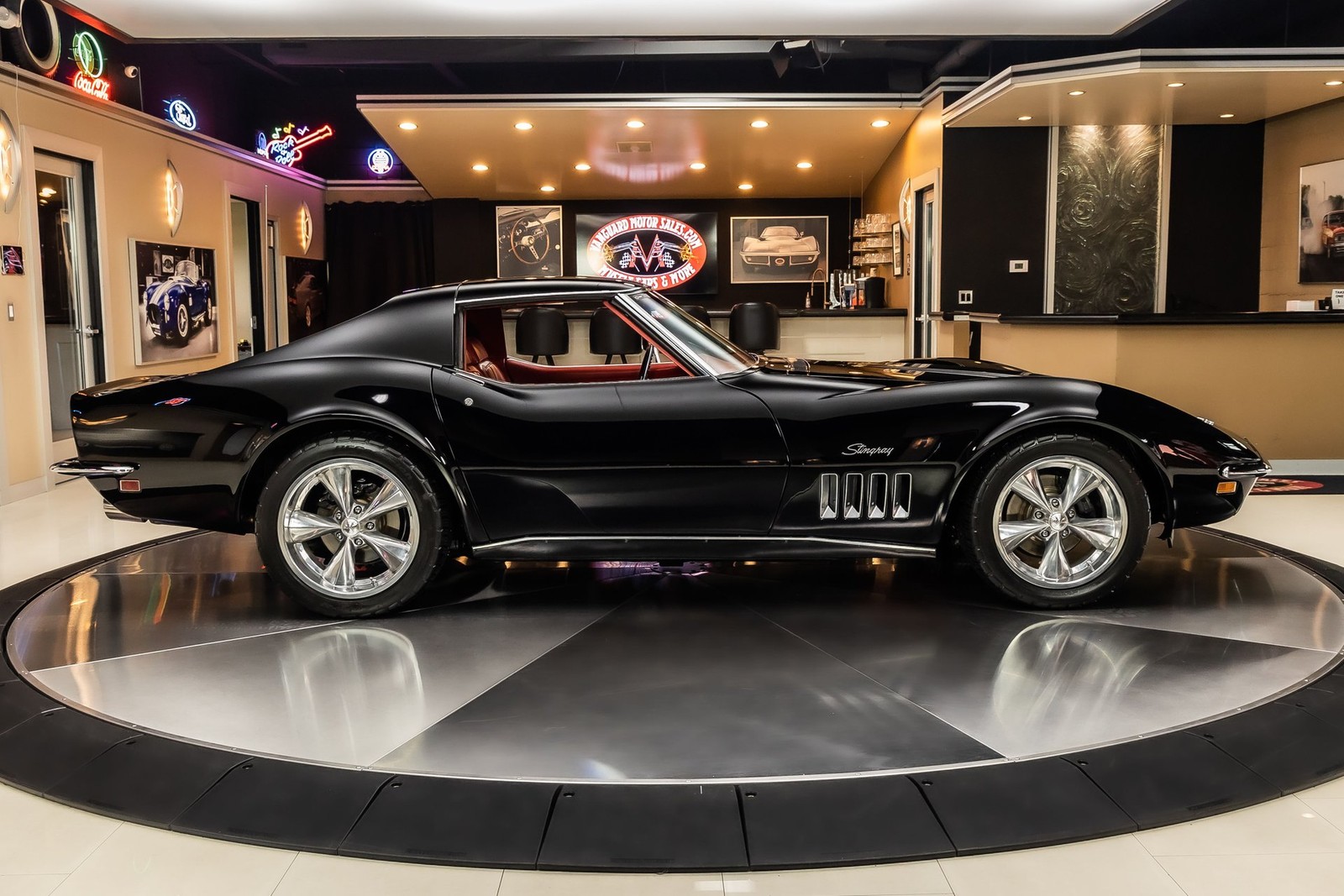 Chevrolet-Corvette-1969-Coupe-12