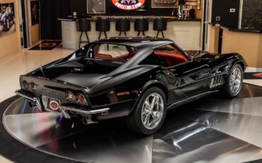 Chevrolet-Corvette-1969-Coupe-14