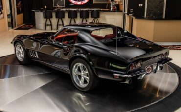 Chevrolet-Corvette-1969-Coupe-18