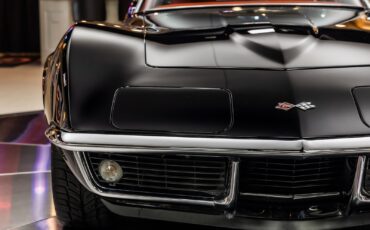 Chevrolet-Corvette-1969-Coupe-21