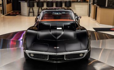 Chevrolet-Corvette-1969-Coupe-9