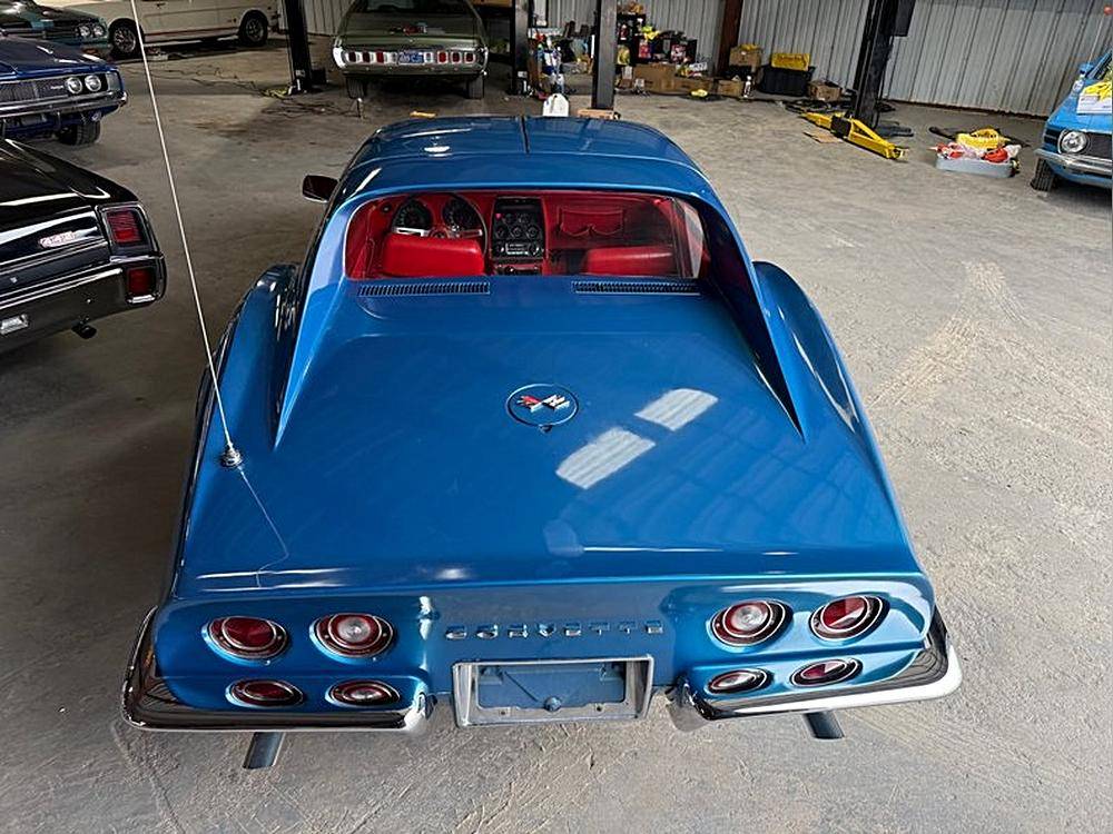 Chevrolet-Corvette-1969-blue-23
