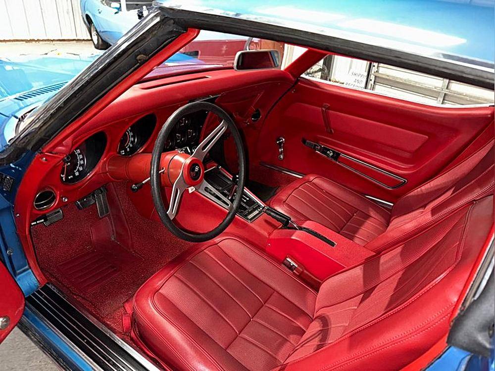 Chevrolet-Corvette-1969-blue-5