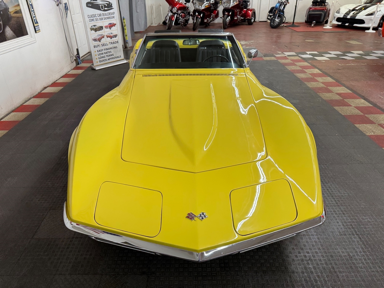 Chevrolet-Corvette-1970-11