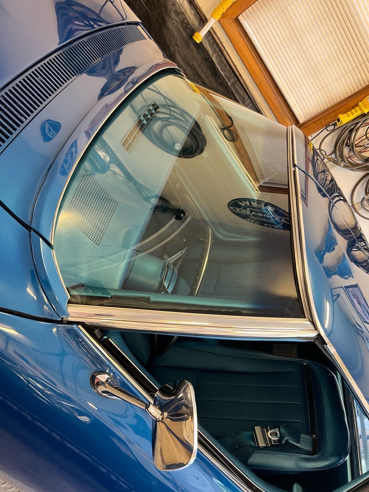 Chevrolet-Corvette-1970-17