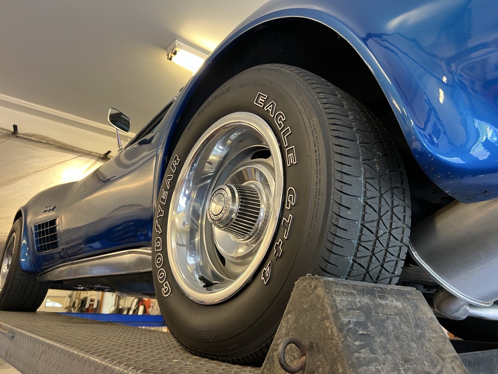 Chevrolet-Corvette-1970-24
