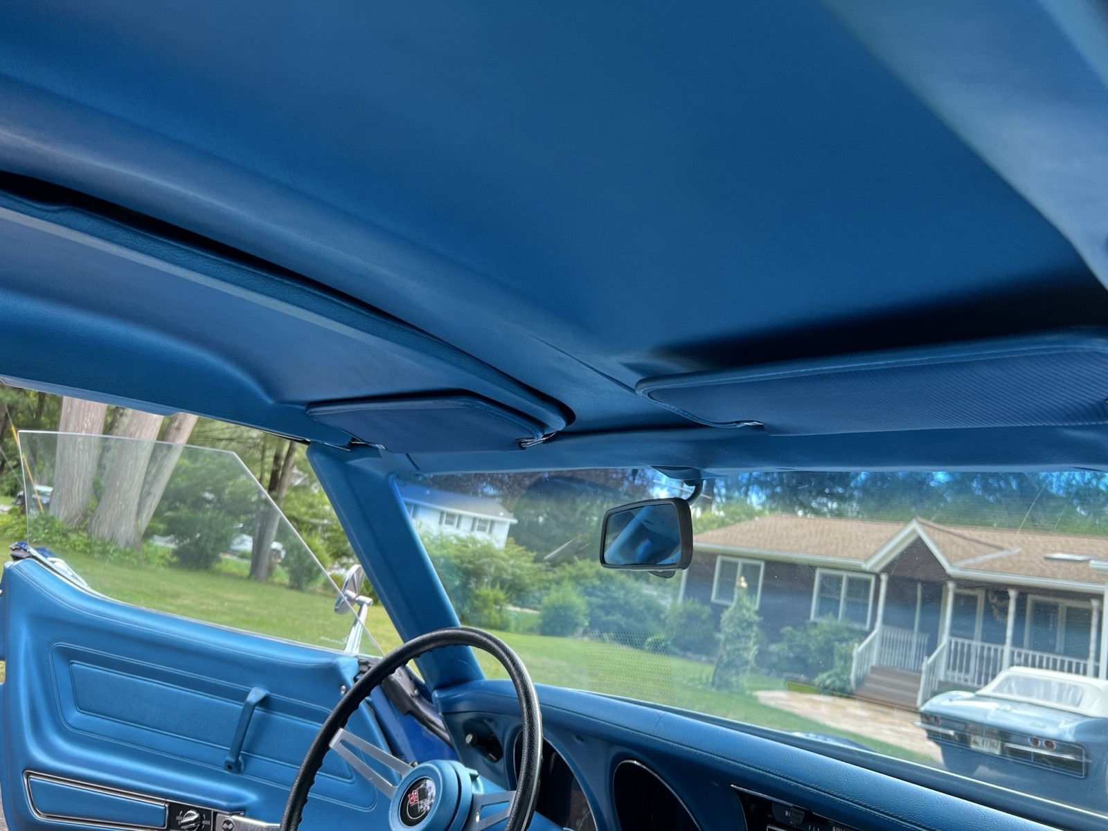 Chevrolet-Corvette-1970-27