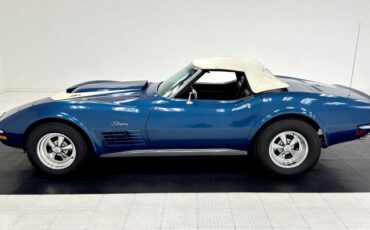 Chevrolet-Corvette-1970-Bridgehampton-Blue-Black-10