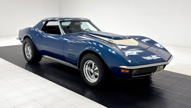 Chevrolet-Corvette-1970-Bridgehampton-Blue-Black-18