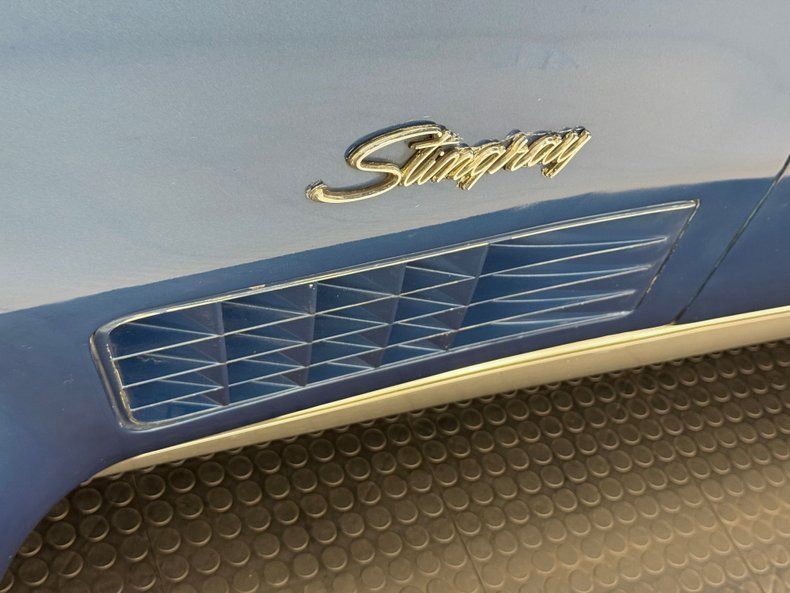 Chevrolet-Corvette-1970-Bridgehampton-Blue-Black-22